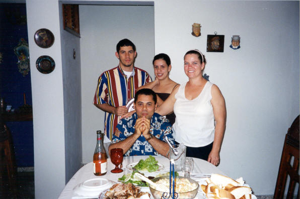 PhotoE01L.jpg